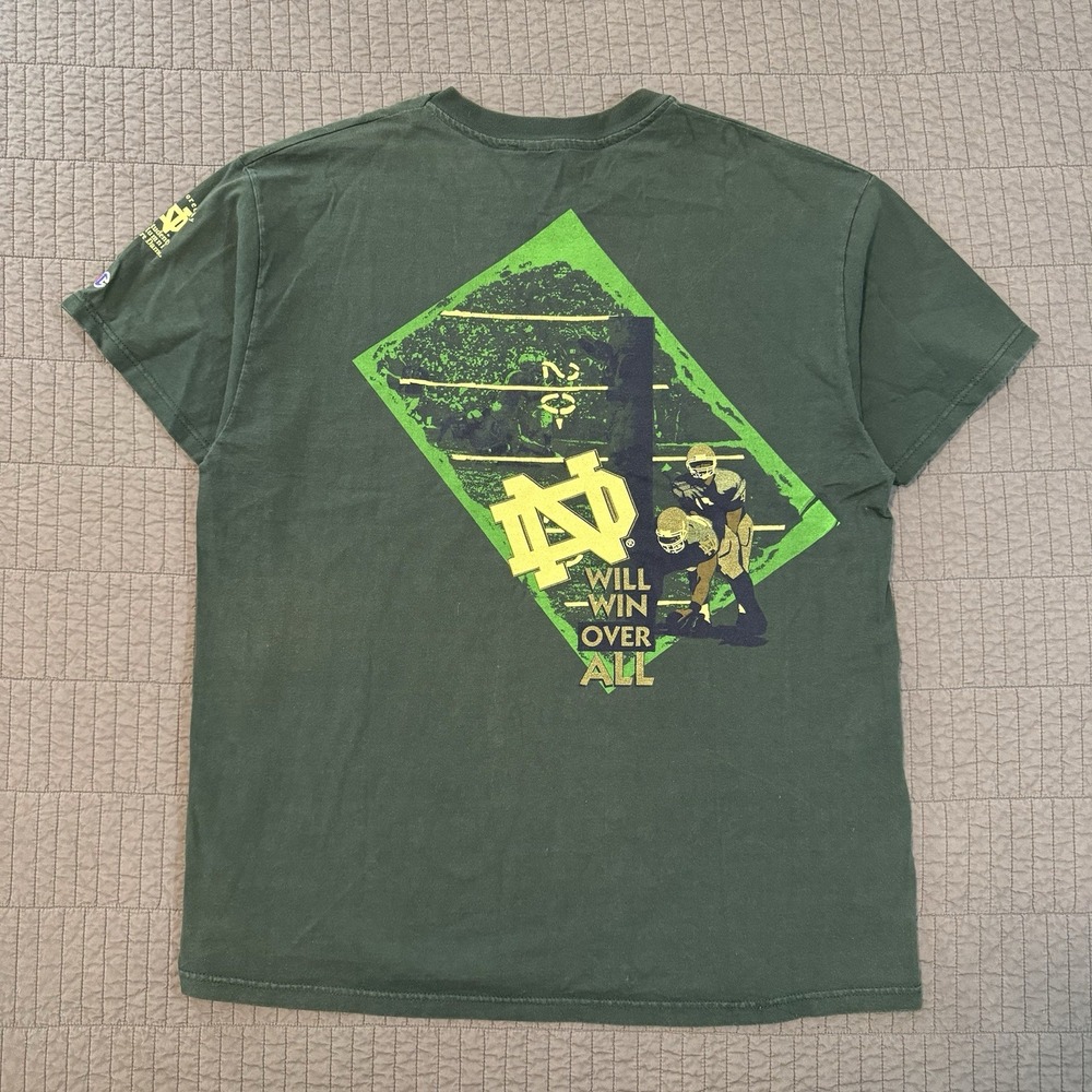 Vtg Y2K Champion Notre Dame Football T Shirt Men XL Green Sun Faded Graphic Tee‎